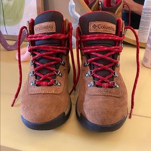 Columbia Hiking shoes